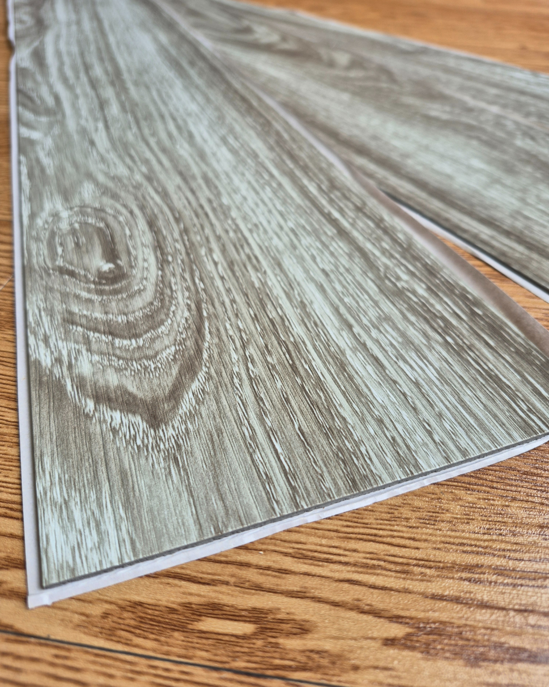 Vinyl Floor Planks Stick on Tile - Cool Light Grey