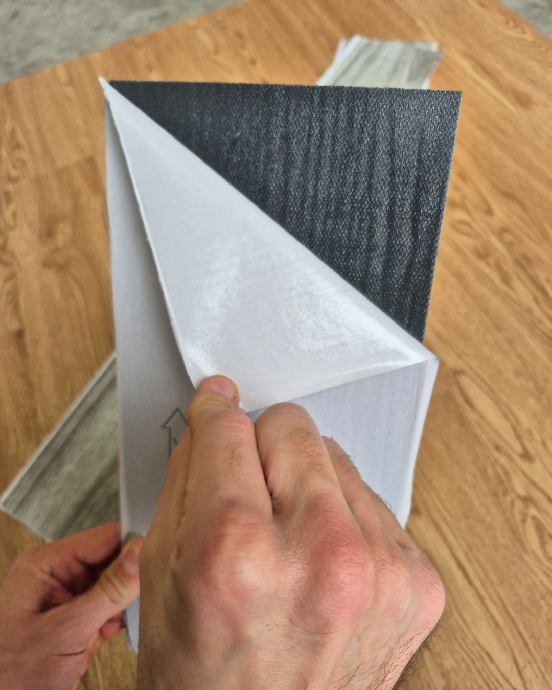 Vinyl Floor Planks Stick on Tile - Cool Light Grey